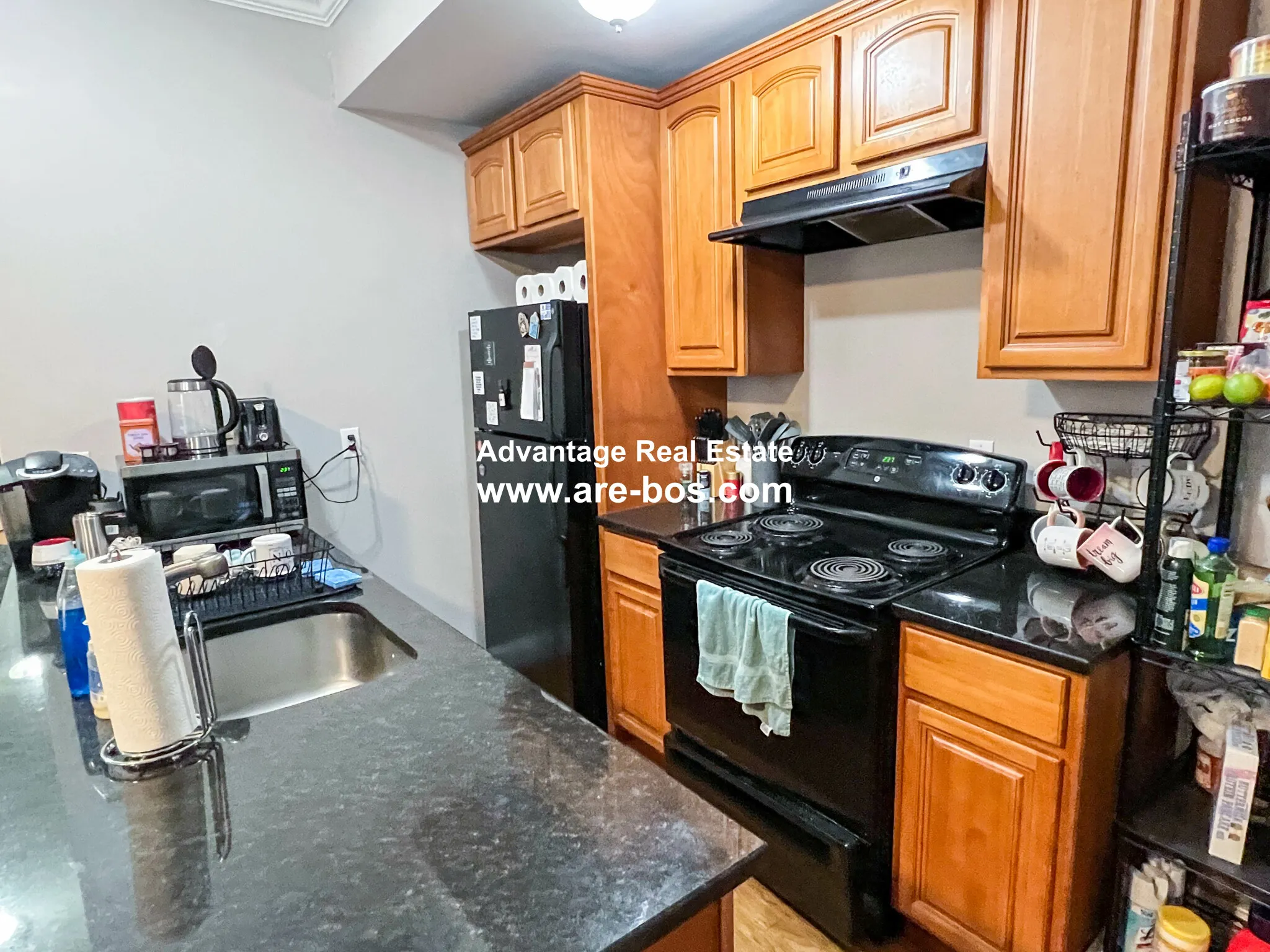 2 bed, 1 bath apartment for rent at 23 Saint Lukes Rd Unit 6, Brighton — photo 4 of 18