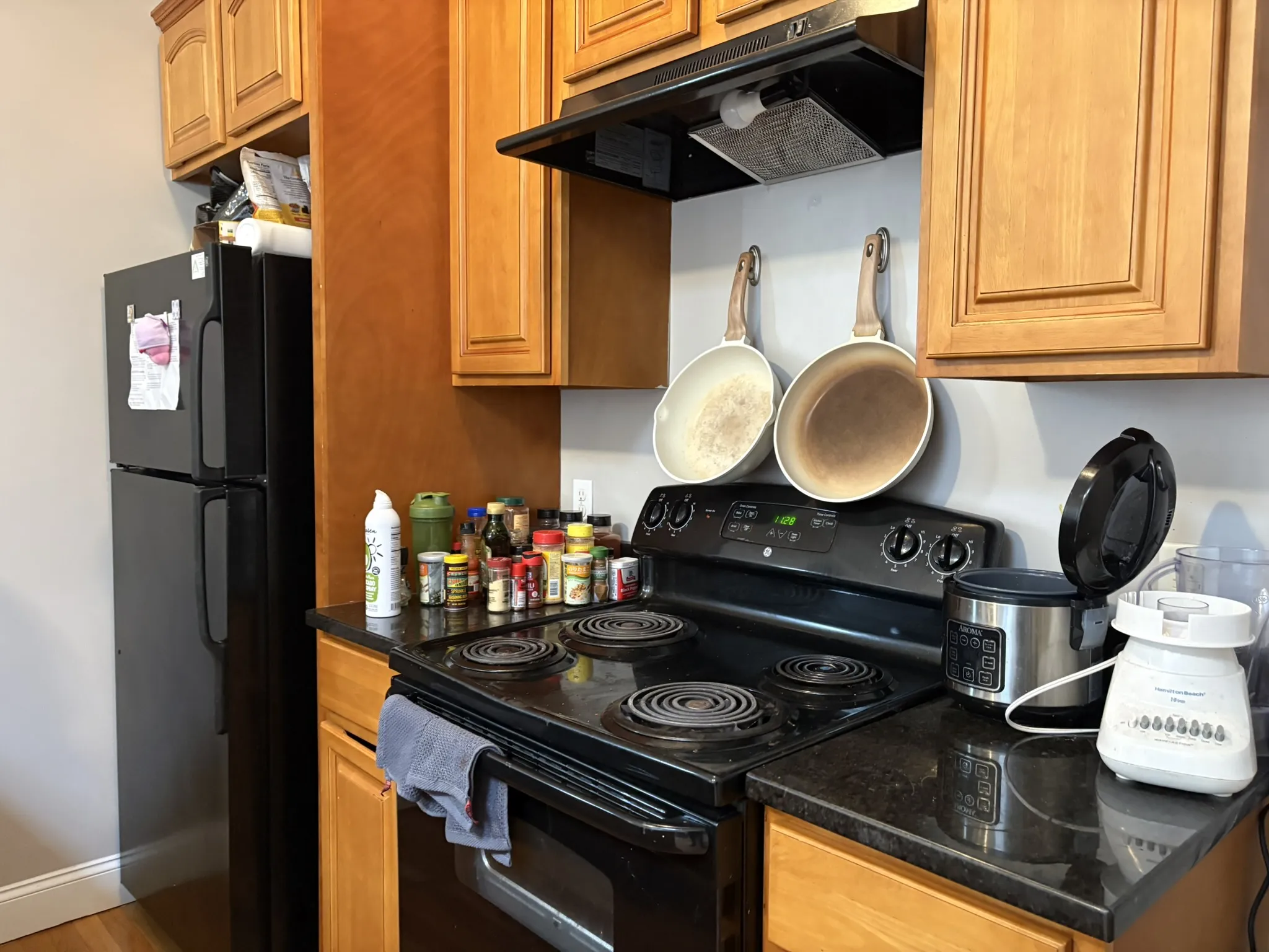 2 bed, 1 bath apartment for rent at 23 Saint Lukes Rd Unit 8, Brighton — photo 2 of 12