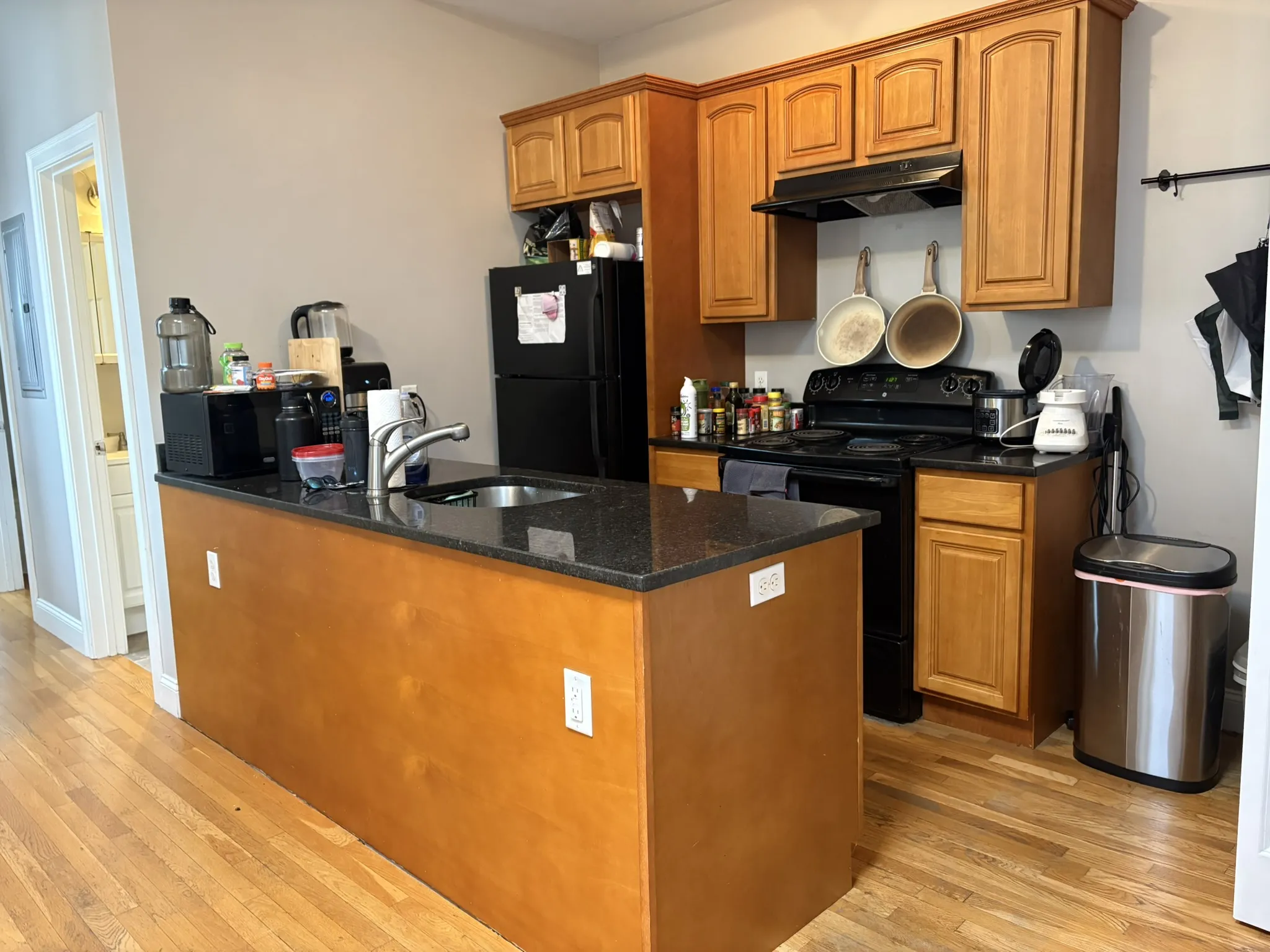 2 bed, 1 bath apartment for rent at 23 Saint Lukes Rd Unit 8, Brighton — photo 1 of 12