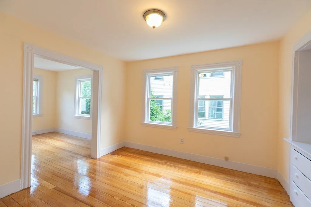 3 bed, 1 bath apartment for rent at 23 Shirley St Unit 27, Lexington — photo 4 of 10