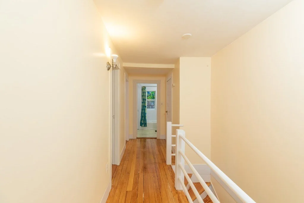 3 bed, 1 bath apartment for rent at 23 Shirley St Unit 27, Lexington — photo 5 of 10