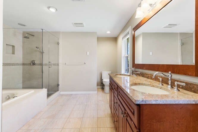 4 bed, 3 bath apartment for rent at 23 Solomon Pierce, Lexington — photo 25 of 26