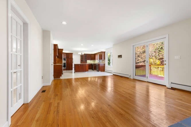 4 bed, 3 bath apartment for rent at 23 Solomon Pierce, Lexington — photo 11 of 26