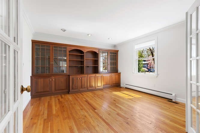 4 bed, 3 bath apartment for rent at 23 Solomon Pierce, Lexington — photo 12 of 26