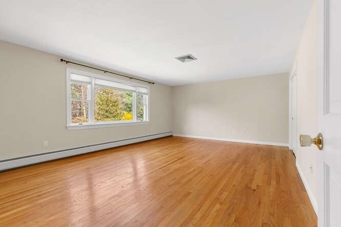 4 bed, 3 bath apartment for rent at 23 Solomon Pierce, Lexington — photo 23 of 26