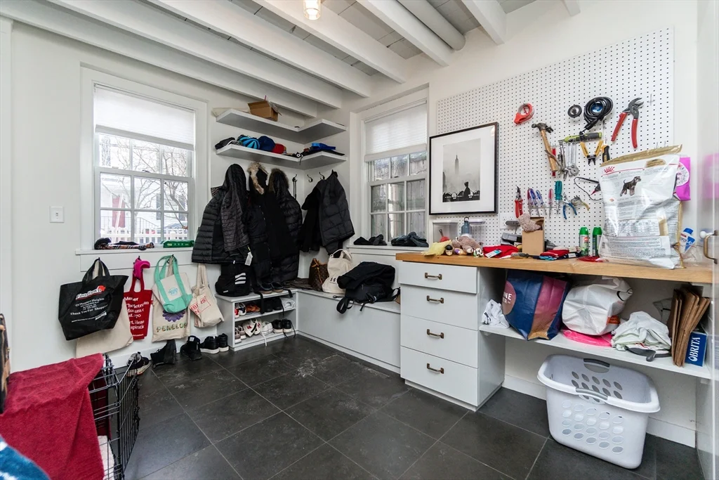 4 bed, 2 bath apartment for rent at 23 Sparks St, West Cambridge — photo 16 of 21