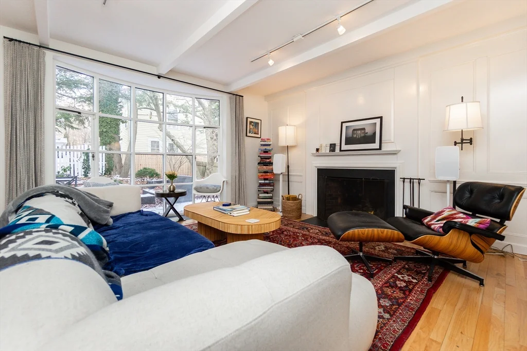 4 bed, 2 bath apartment for rent at 23 Sparks St, West Cambridge — photo 12 of 21