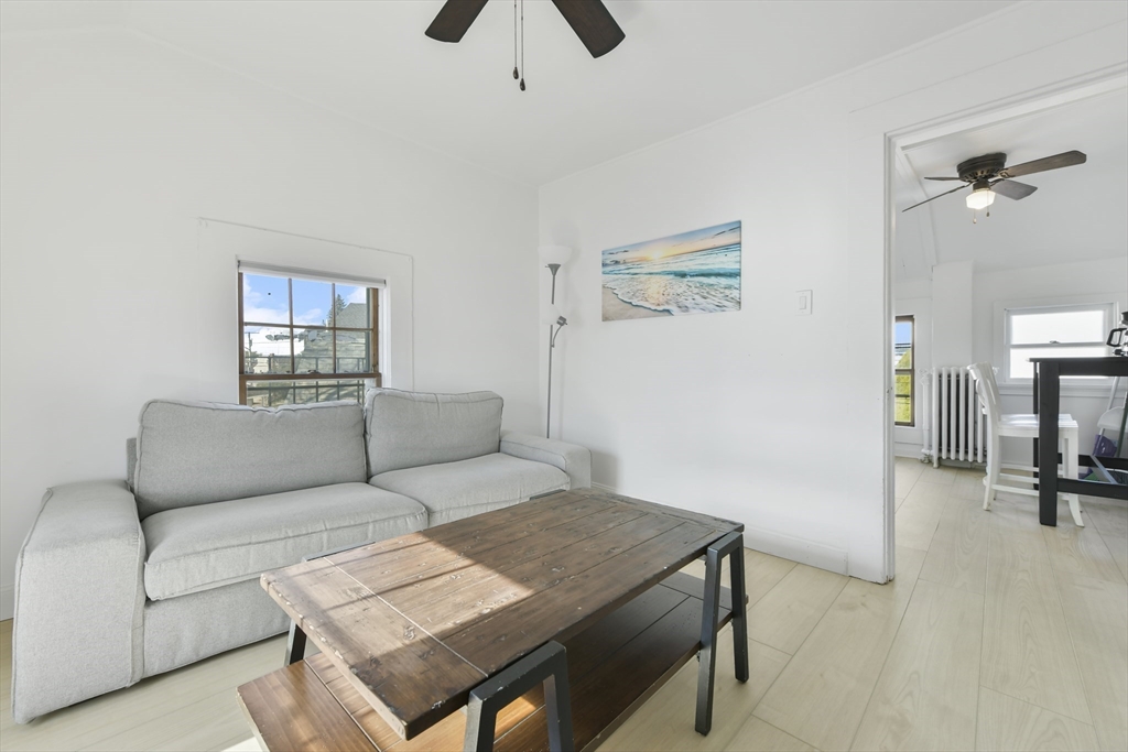 1 bed, 1 bath apartment for rent at 23 Tafts Ave Unit 2, Winthrop — photo 7 of 8