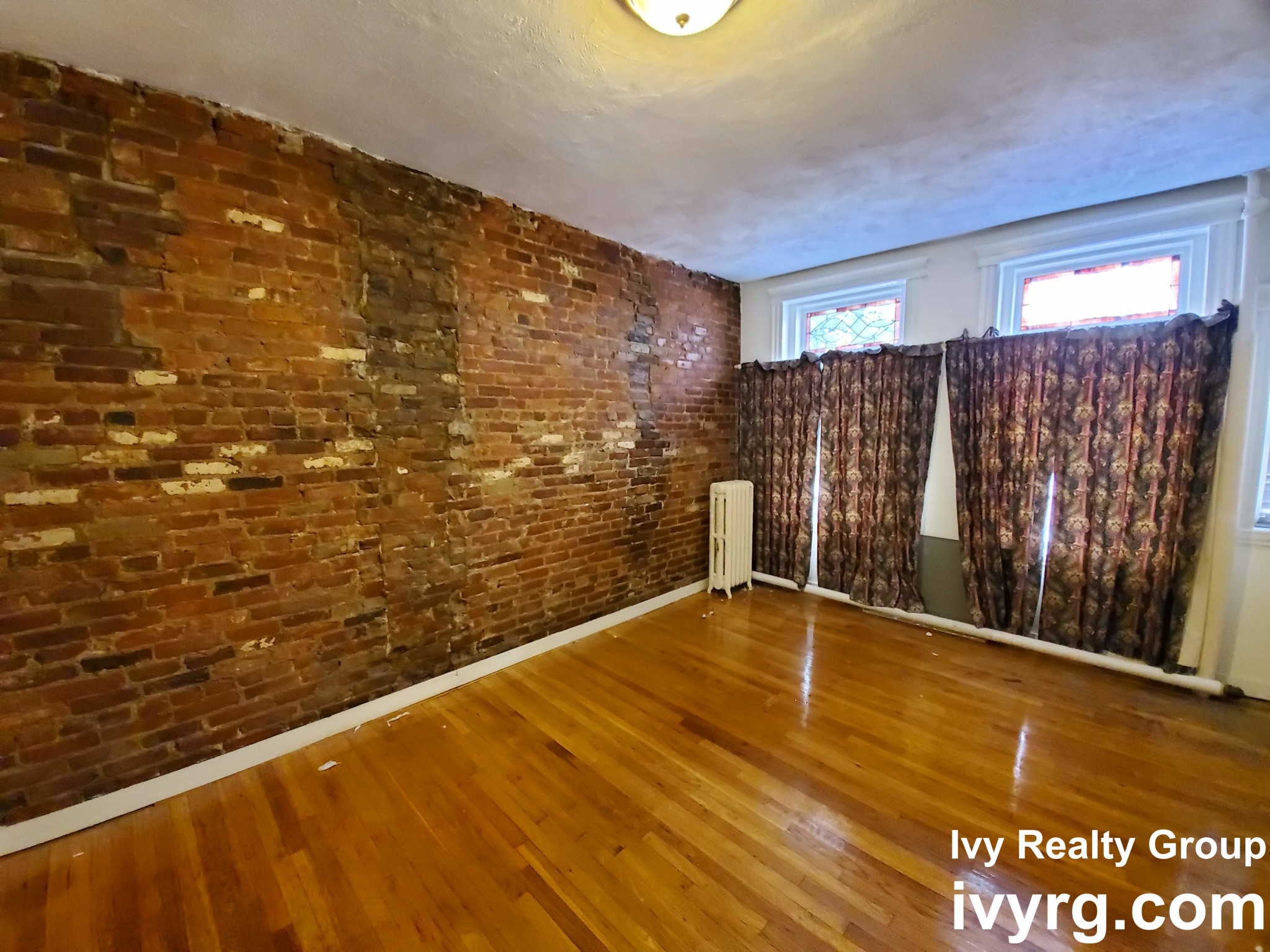 Studio bed, 1 bath apartment for rent at 23 Temple St Unit 1, Beacon Hill