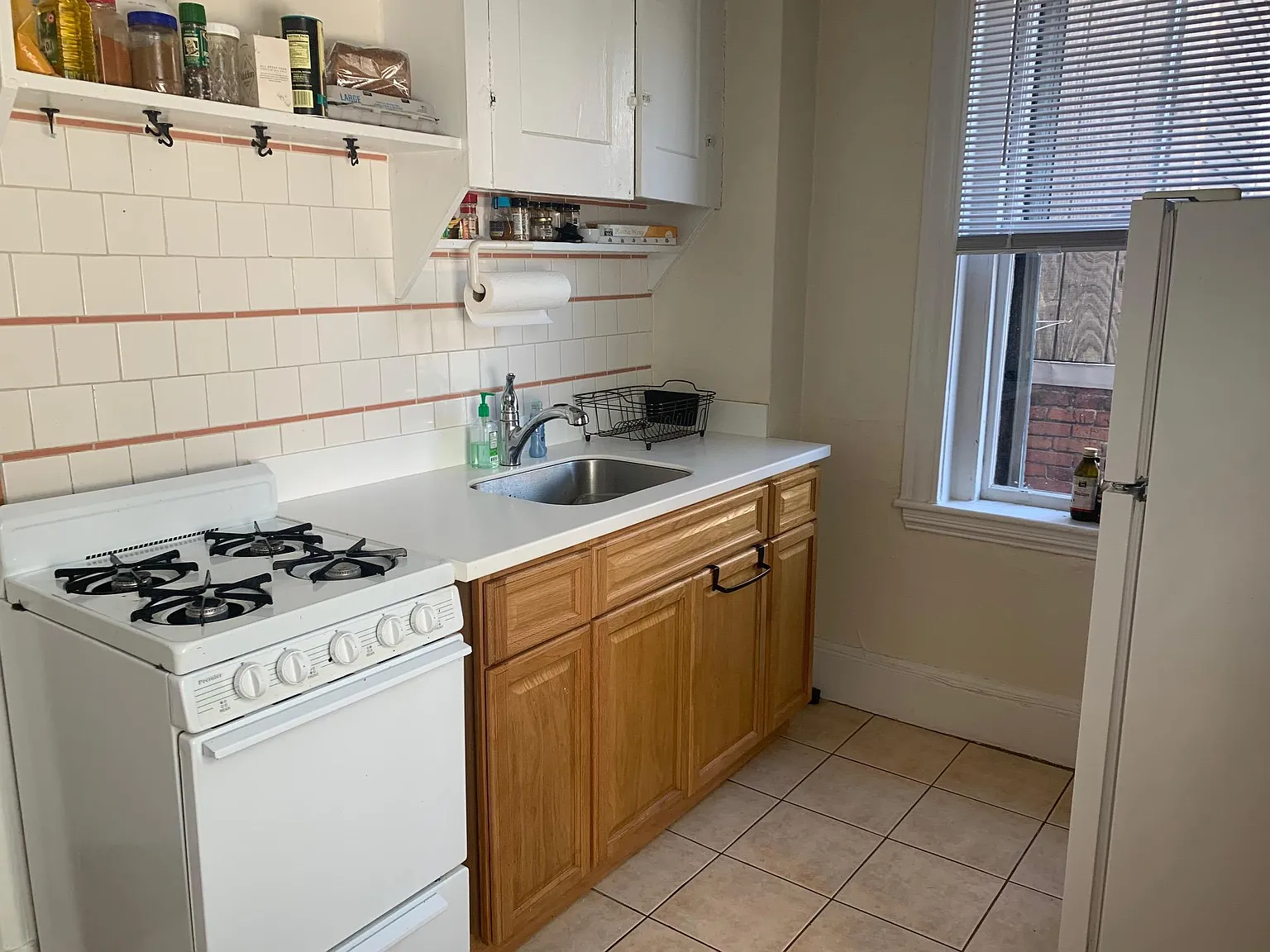 1 bed, 1 bath apartment for rent at 23 Temple St Unit 6, Beacon Hill — photo 8 of 12