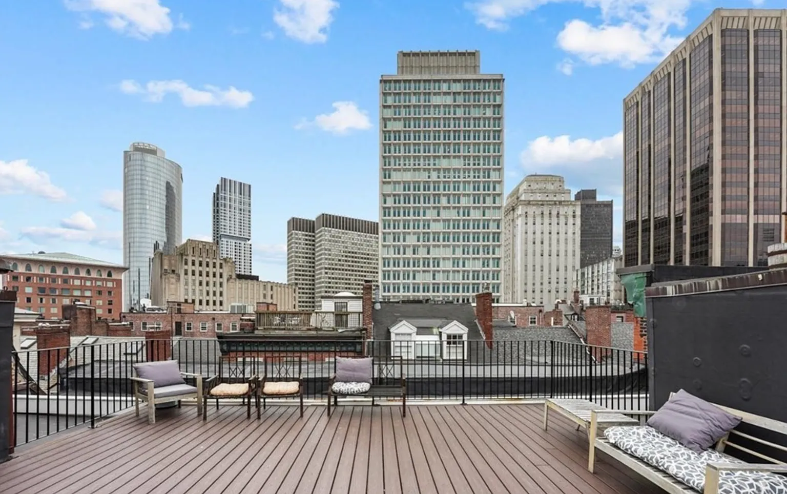 1 bed, 1 bath apartment for rent at 23 Temple St Unit 6, Beacon Hill