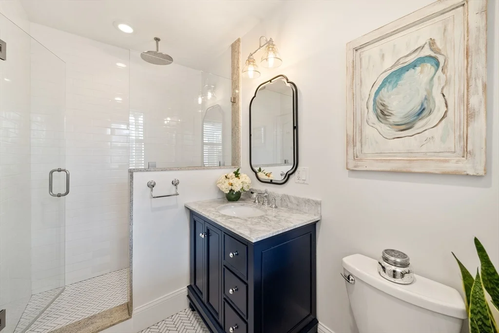 2 bed, 2 bath apartment for rent at 23 Trenton St Unit 1, Charlestown — photo 8 of 17