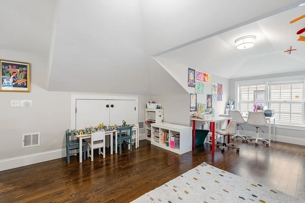 3 bed, 3 bath apartment for rent at 23 Troy Ln Unit 23, Waban — photo 31 of 42