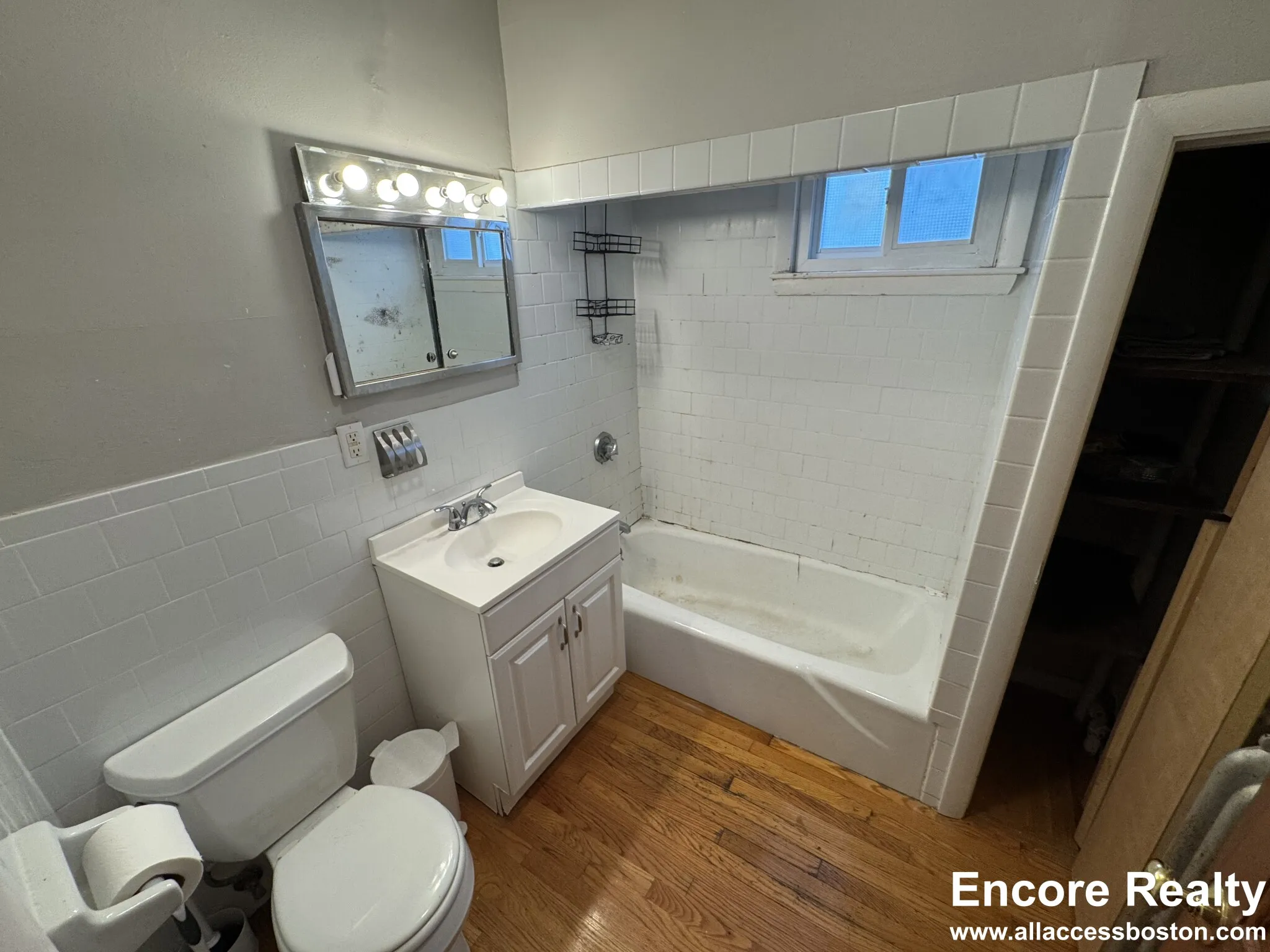 3 bed, 1 bath apartment for rent at 23 Tufts St Unit 2M, Cambridgeport — photo 15 of 20