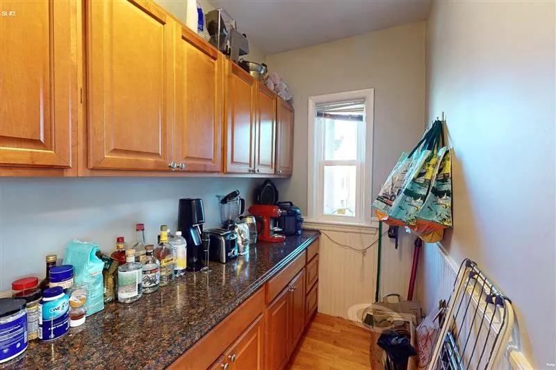 3 bed, 1 bath apartment for rent at 23 Tufts St Unit 3, Cambridgeport — photo 5 of 18