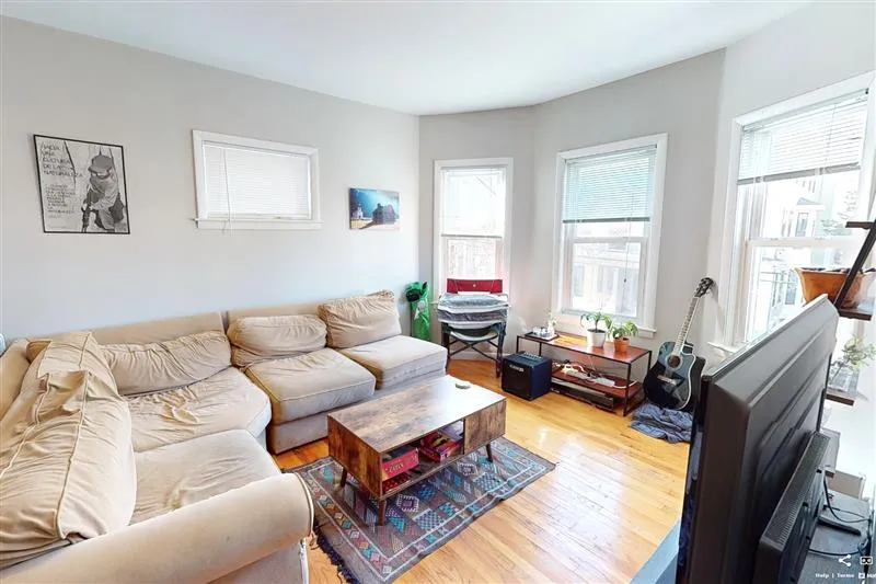 3 bed, 1 bath apartment for rent at 23 Tufts St Unit 3, Cambridgeport — photo 6 of 18