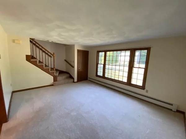 2 bed, 1 bath apartment for rent at 23 Valliria Dr Unit 23, Groton — photo 3 of 5