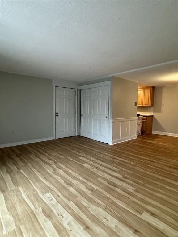 1 bed, 1 bath apartment for rent at 23 Village Rock Ln Unit 15, Natick — photo 2 of 20