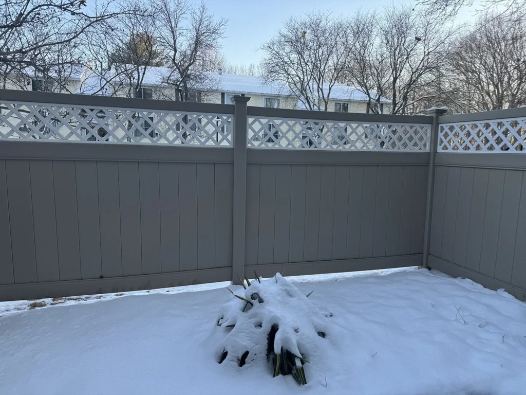 1 bed, 1 bath apartment for rent at 23 Village Rock Ln Unit 15, Natick — photo 13 of 20