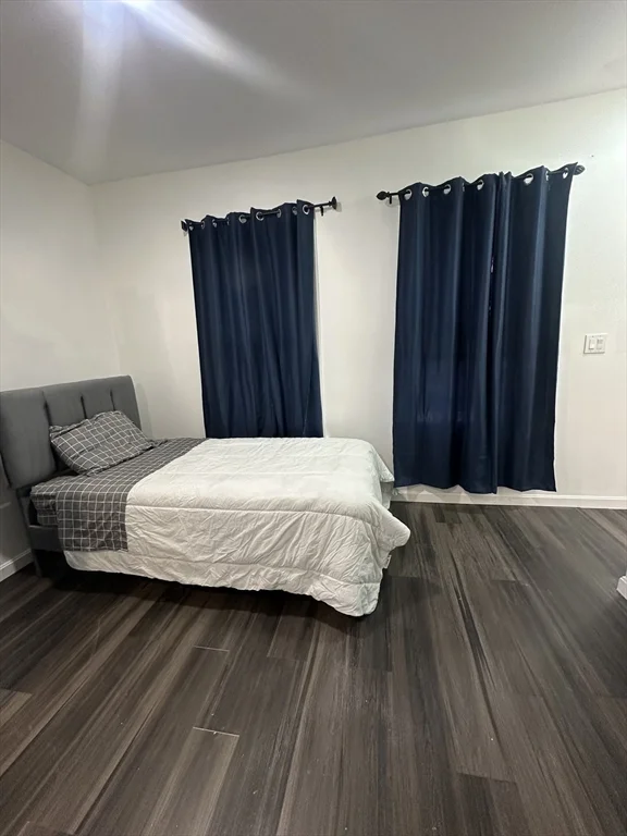 1 bed, 1 bath apartment for rent at 23 W 5th St Unit 1B, Lowell — photo 5 of 5