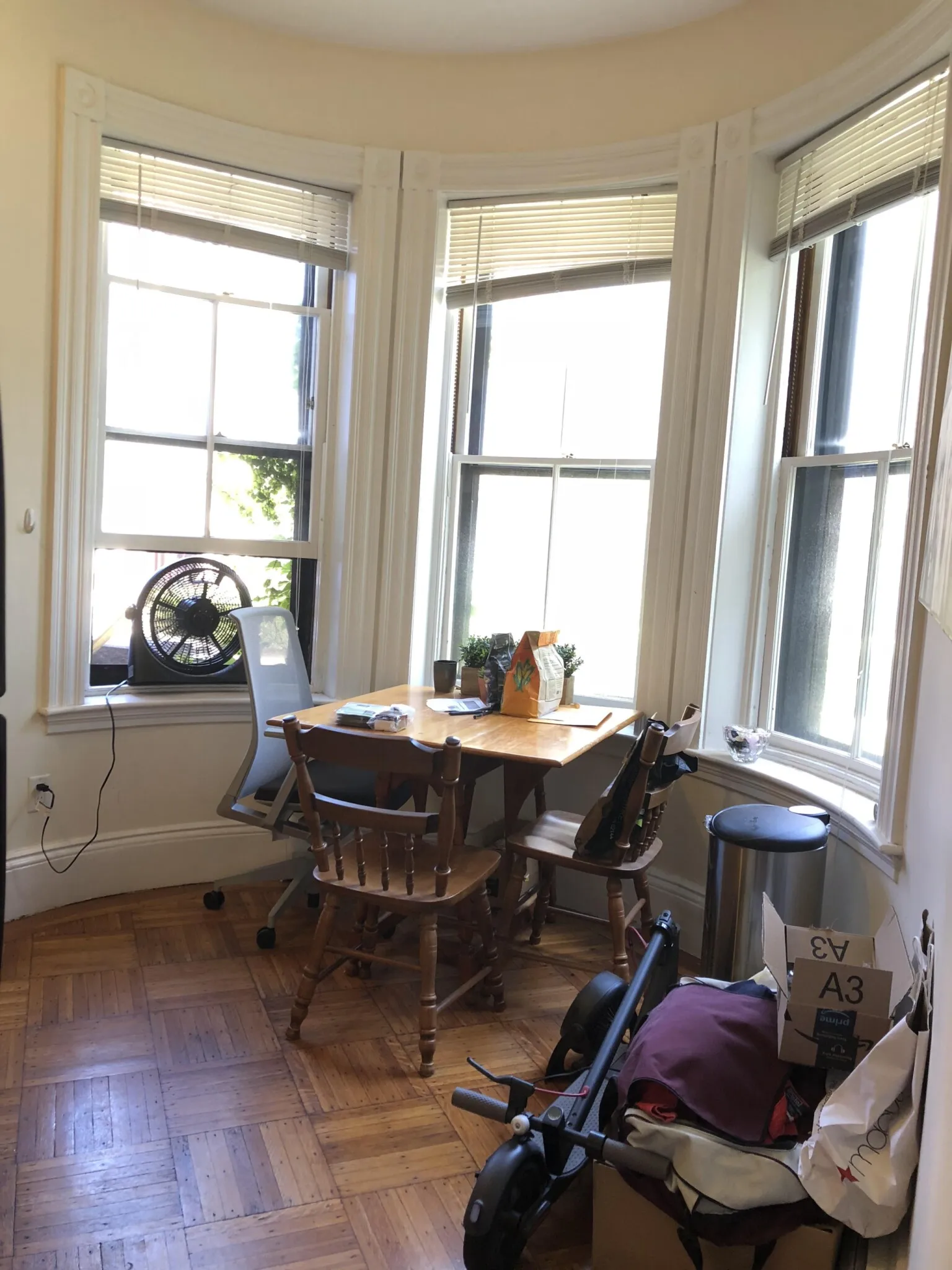 Studio bed, 1 bath apartment for rent at 23 Ware St Unit 1, Mid-Cambridge — photo 3 of 7