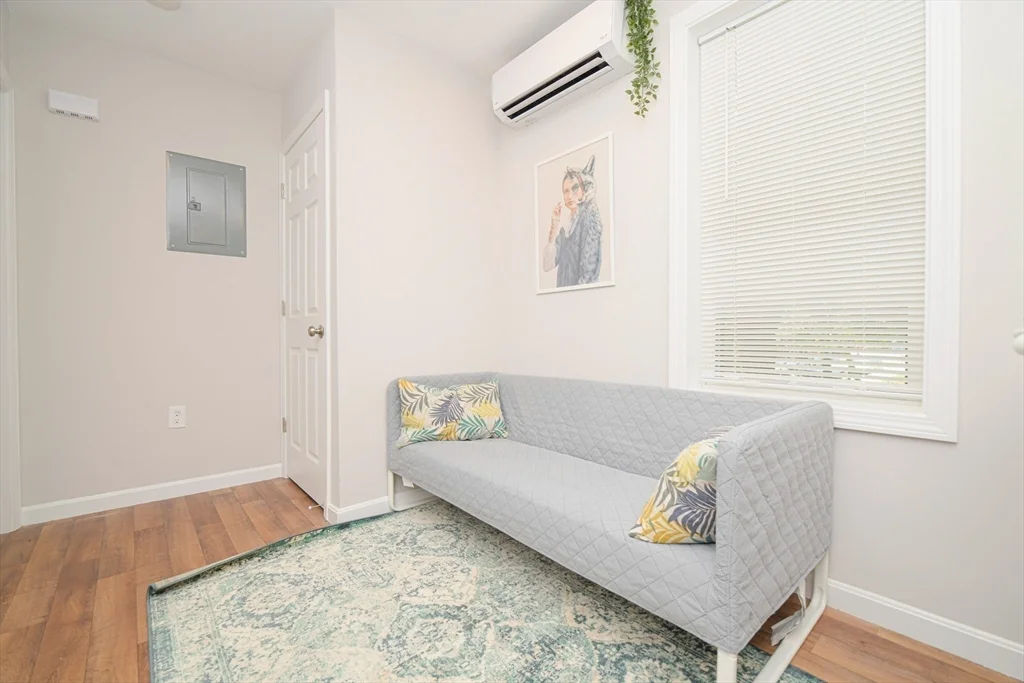 2 bed, 1 bath apartment for rent at 23 Warwick Unit 3, South End — photo 5 of 15
