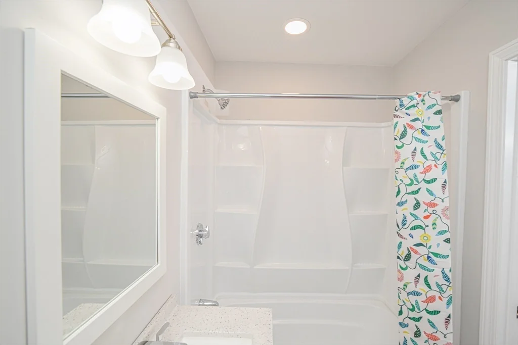 2 bed, 1 bath apartment for rent at 23 Warwick Unit 3, South End — photo 8 of 15