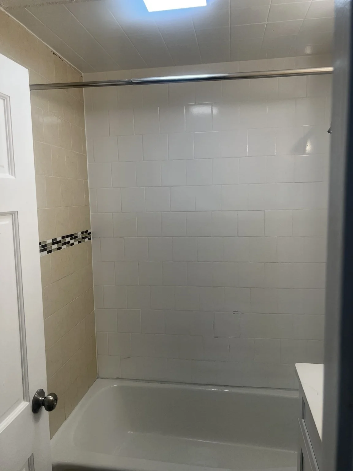 2 bed, 1 bath apartment for rent at 23 Waters Ave Unit 1, Everett — photo 6 of 11
