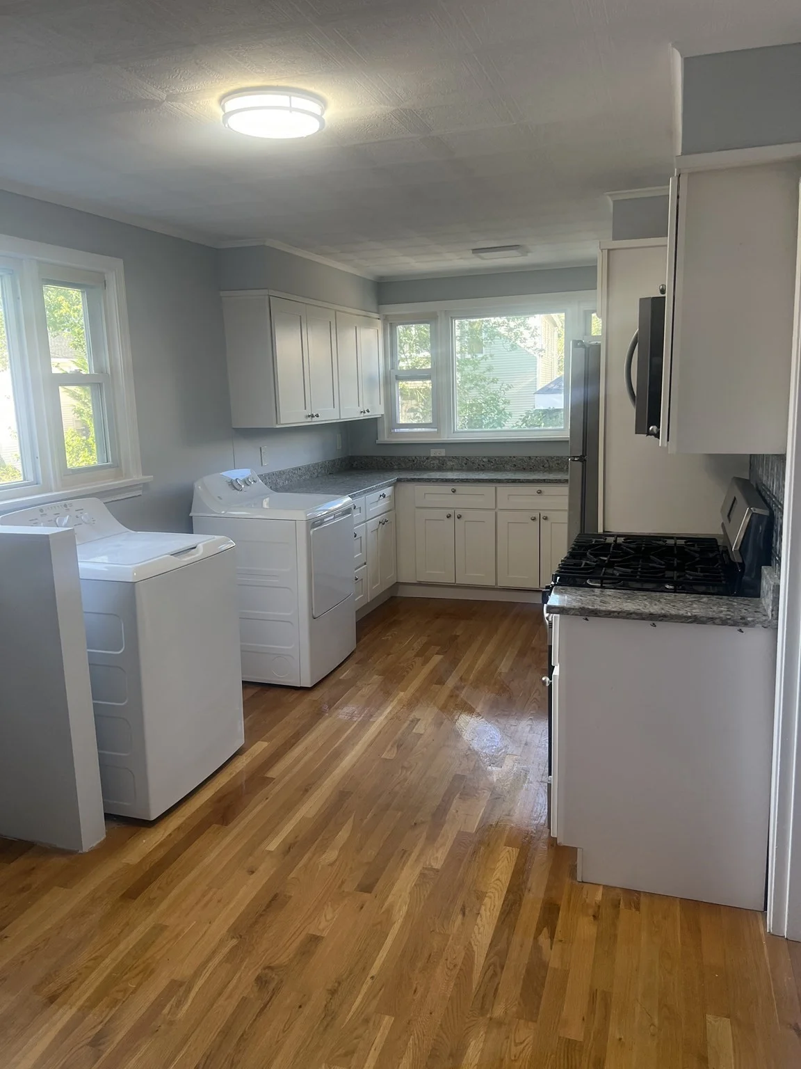 2 bed, 1 bath apartment for rent at 23 Waters Ave Unit 1, Everett — photo 10 of 11
