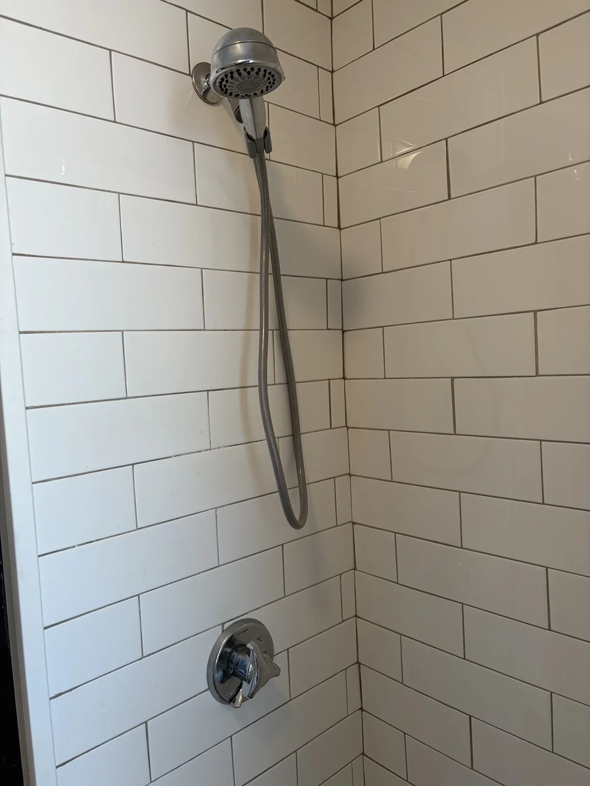 2 bed, 1 bath apartment for rent at 23 Waters Ave Unit 3, Everett — photo 10 of 14