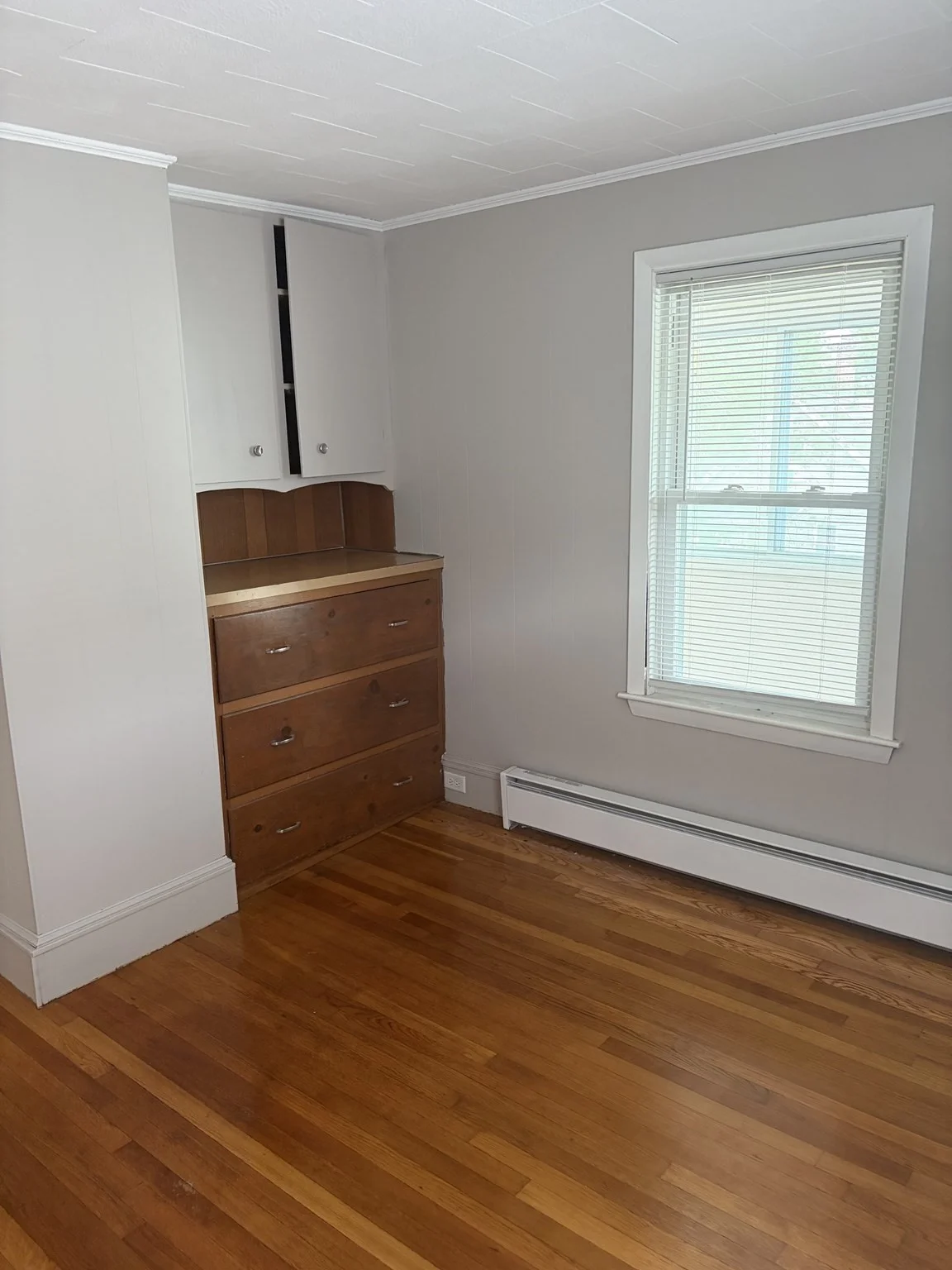 2 bed, 1 bath apartment for rent at 23 Waters Ave Unit 3, Everett — photo 5 of 14