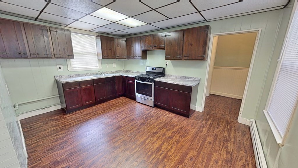 3 bed, 1 bath apartment for rent at 23 Waumbeck St Unit 1, Roxbury — photo 3 of 25