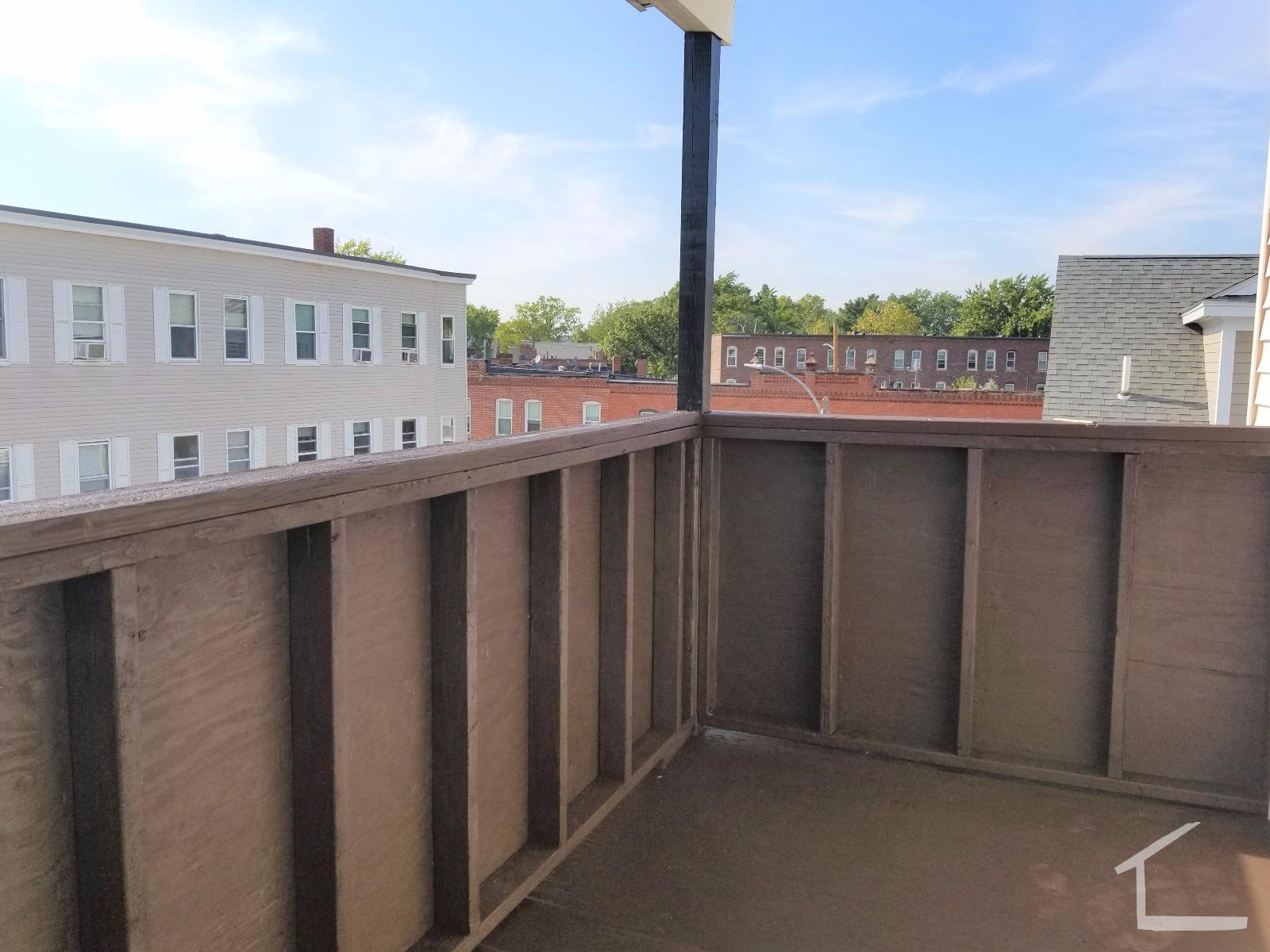 4 bed, 2 bath apartment for rent at 23 Weitz St Unit 1, Lower Allston — photo 4 of 11