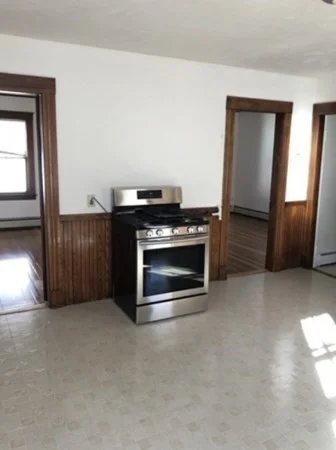 1 bed, 1 bath apartment for rent at 23 Weld Ave Unit 3, Norwood — photo 3 of 14