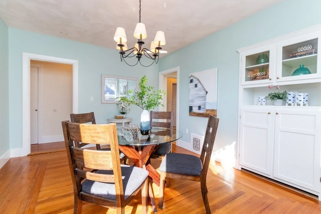 2 bed, 1 bath apartment for rent at 23 Wenham St Unit 2, Jamaica Plain — photo 7 of 35