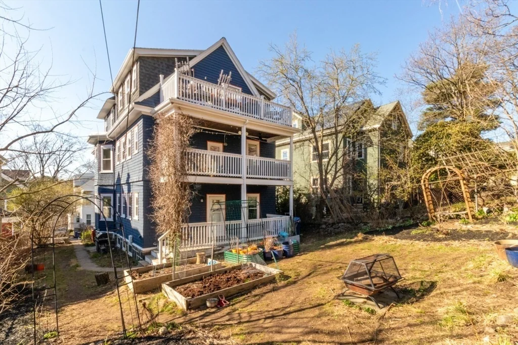 2 bed, 1 bath apartment for rent at 23 Wenham St Unit 2, Jamaica Plain — photo 31 of 35