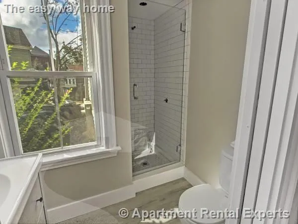 3 bed, 2 bath apartment for rent at 23 Wesley Park Unit 1, Union Square — photo 3 of 9