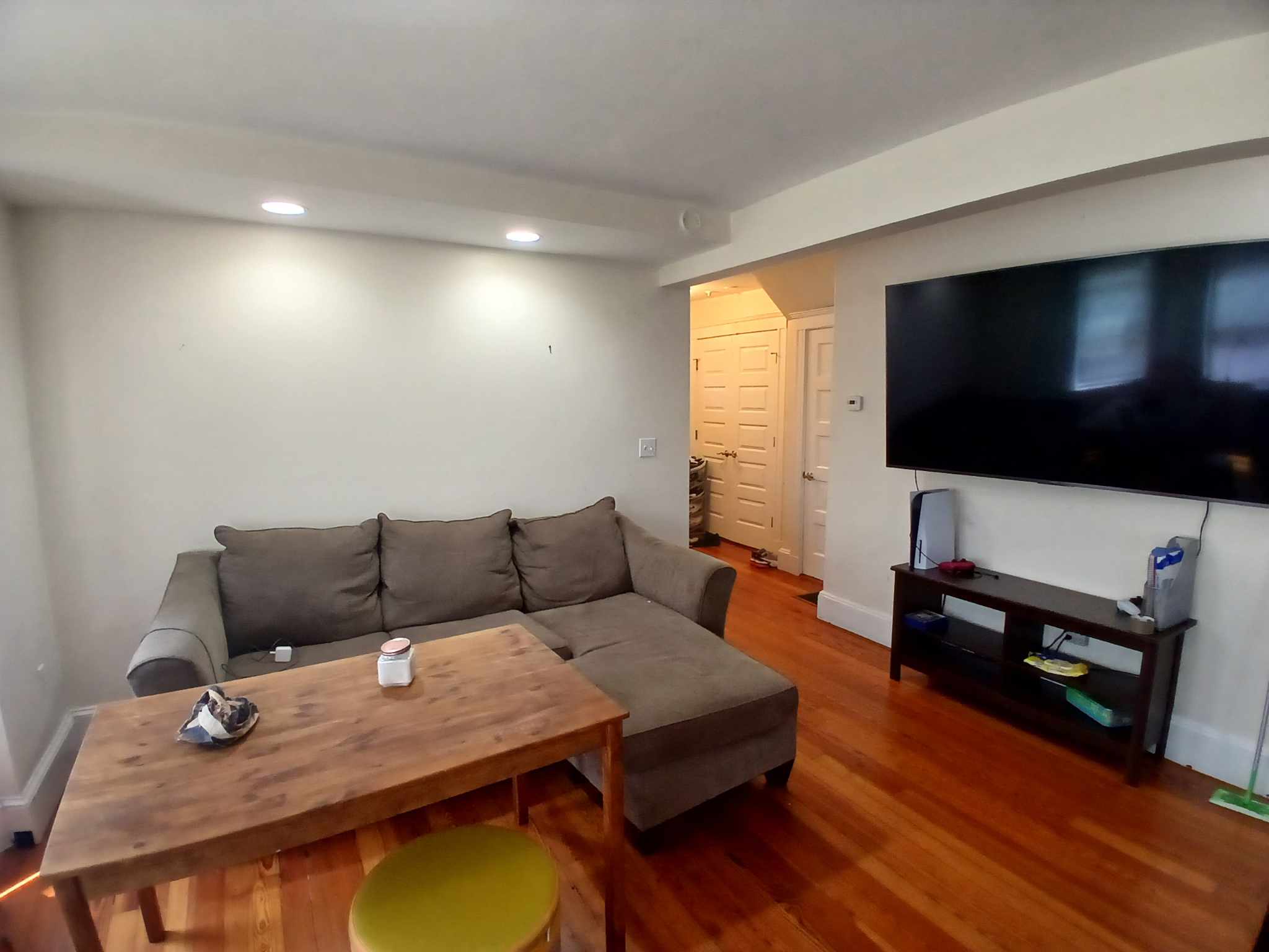 3 bed, 1 bath apartment for rent at 23 West Sorrento St Unit 1, Allston — photo 2 of 11