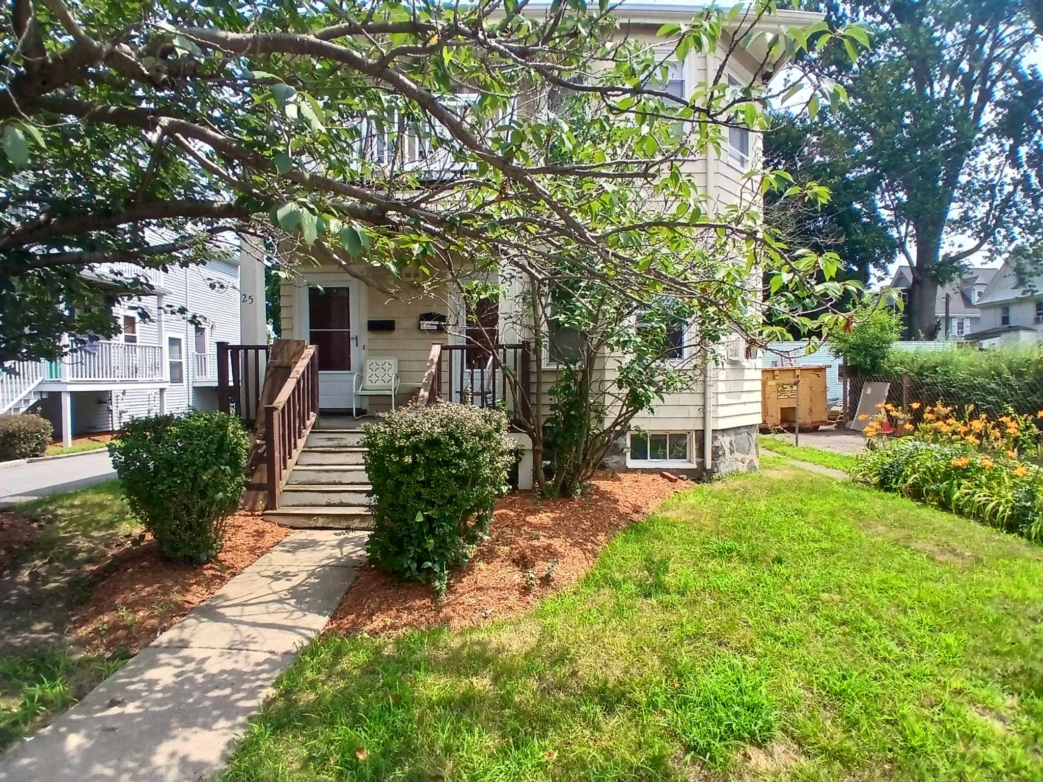 3 bed, 1 bath apartment for rent at 23 West Sorrento St Unit 1, Allston — photo 11 of 11