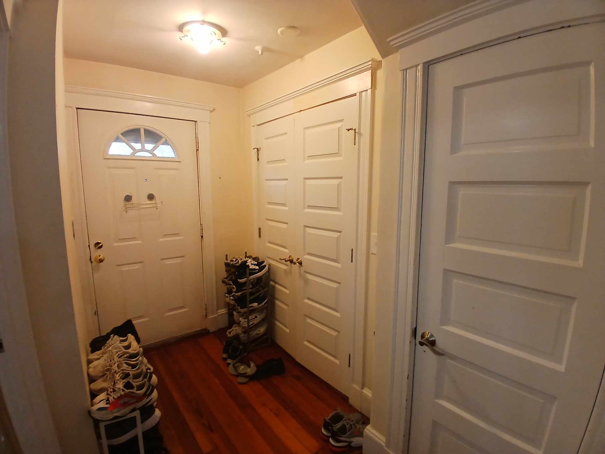 3 bed, 1 bath apartment for rent at 23 West Sorrento St Unit 1, Allston — photo 6 of 11