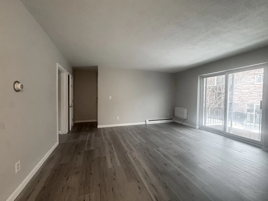 1 bed, 1 bath apartment for rent at 23 Westgate Rd Unit 4, Chestnut Hill — photo 6 of 18
