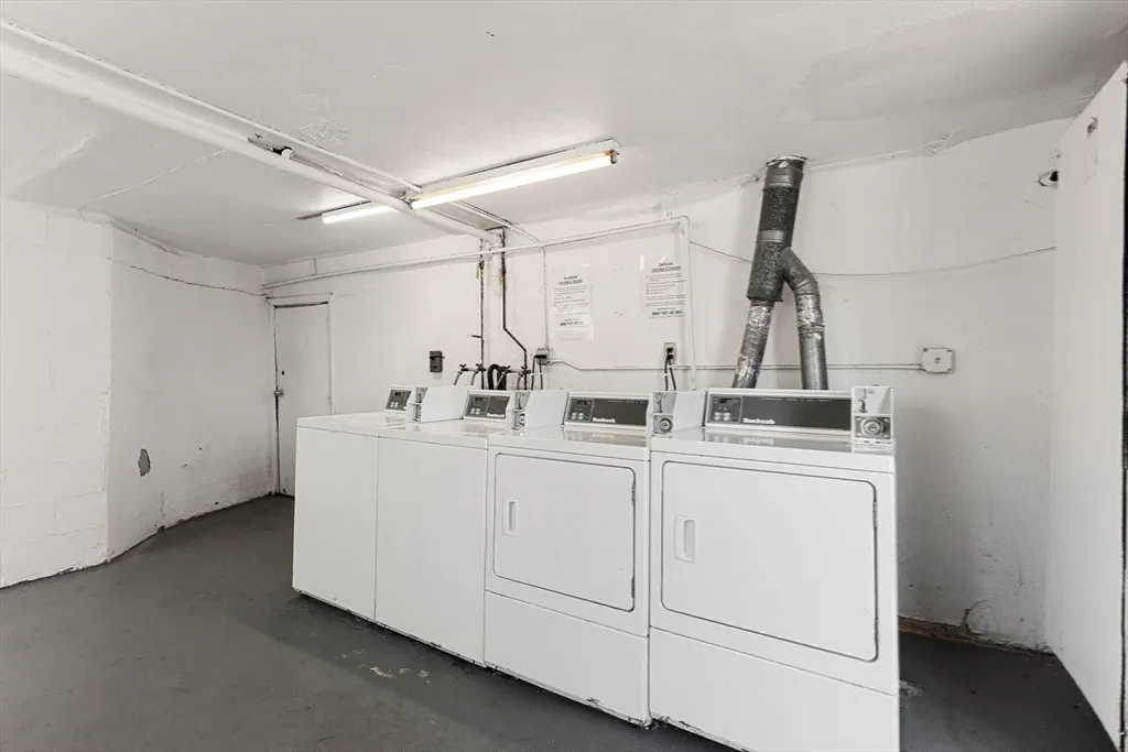 1 bed, 1 bath apartment for rent at 23 Westgate Rd Unit 4, Chestnut Hill — photo 16 of 18