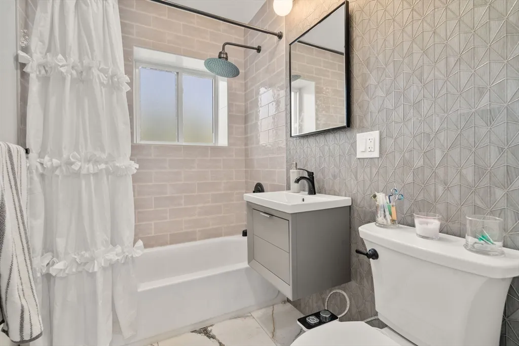 1 bed, 1 bath apartment for rent at 23 Westgate Rd Unit 6, West Roxbury — photo 11 of 19