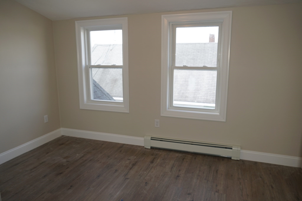 3 bed, 1 bath apartment for rent at 23 White St Unit 4, Taunton — photo 7 of 12