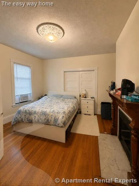 3 bed, 1 bath apartment for rent at 23 Willow Ave Unit 1, Porter Square — photo 11 of 12