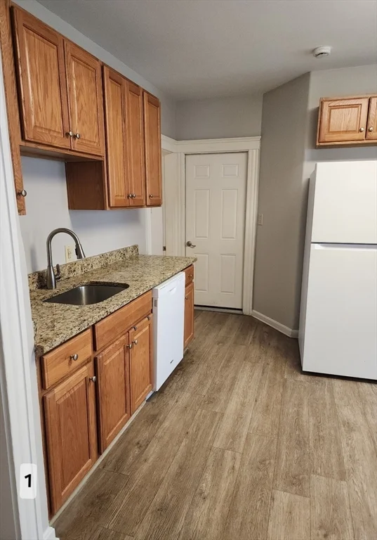 3 bed, 2 bath apartment for rent at 23 Windham St Unit 1, Worcester — photo 3 of 14