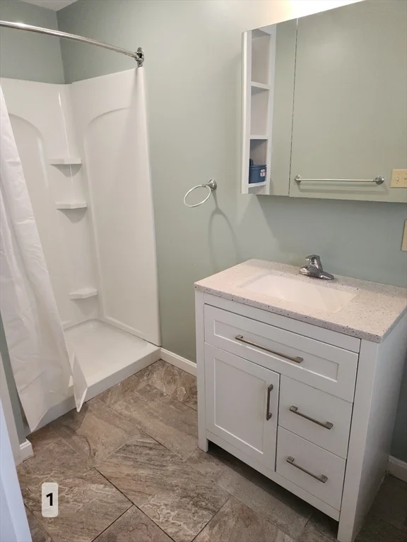 3 bed, 2 bath apartment for rent at 23 Windham St Unit 1, Worcester — photo 9 of 14