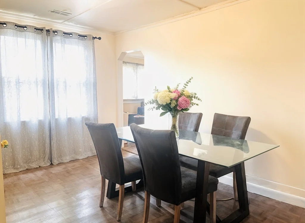 2 bed, 1 bath apartment for rent at 23 Winslow Ave Unit 2, Brockton — photo 9 of 10