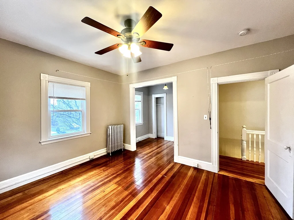 3 bed, 1 bath apartment for rent at 23 Winslow Rd Unit 2, North Brookline