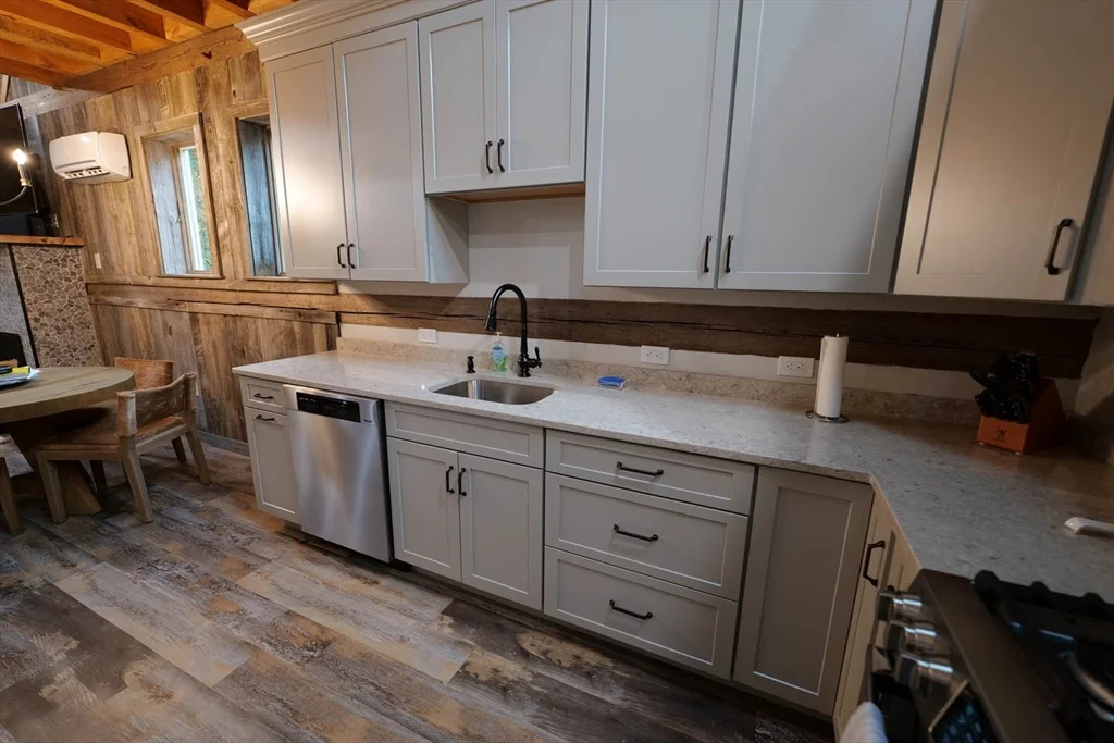 1 bed, 2 bath apartment for rent at 23 Winter St Unit B, Norwell — photo 17 of 42